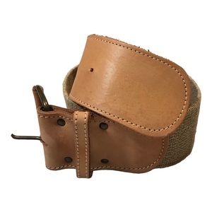 Belt with leather and stretchy fabric